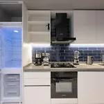 Spacious Studio With City Views & Pool Views - 1618